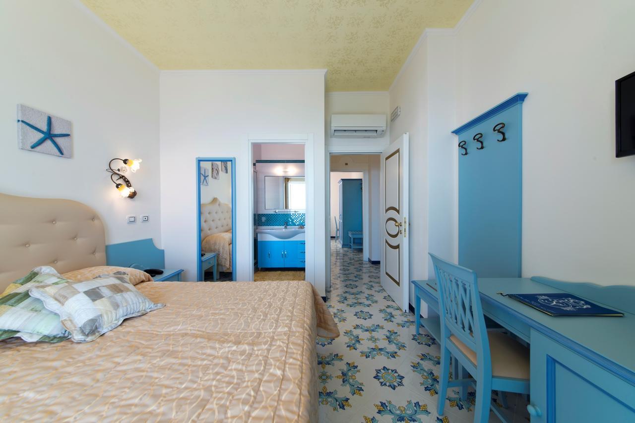 Hotel Giardino Delle Ninfe E La Fenice Ischia Luaran gambar
